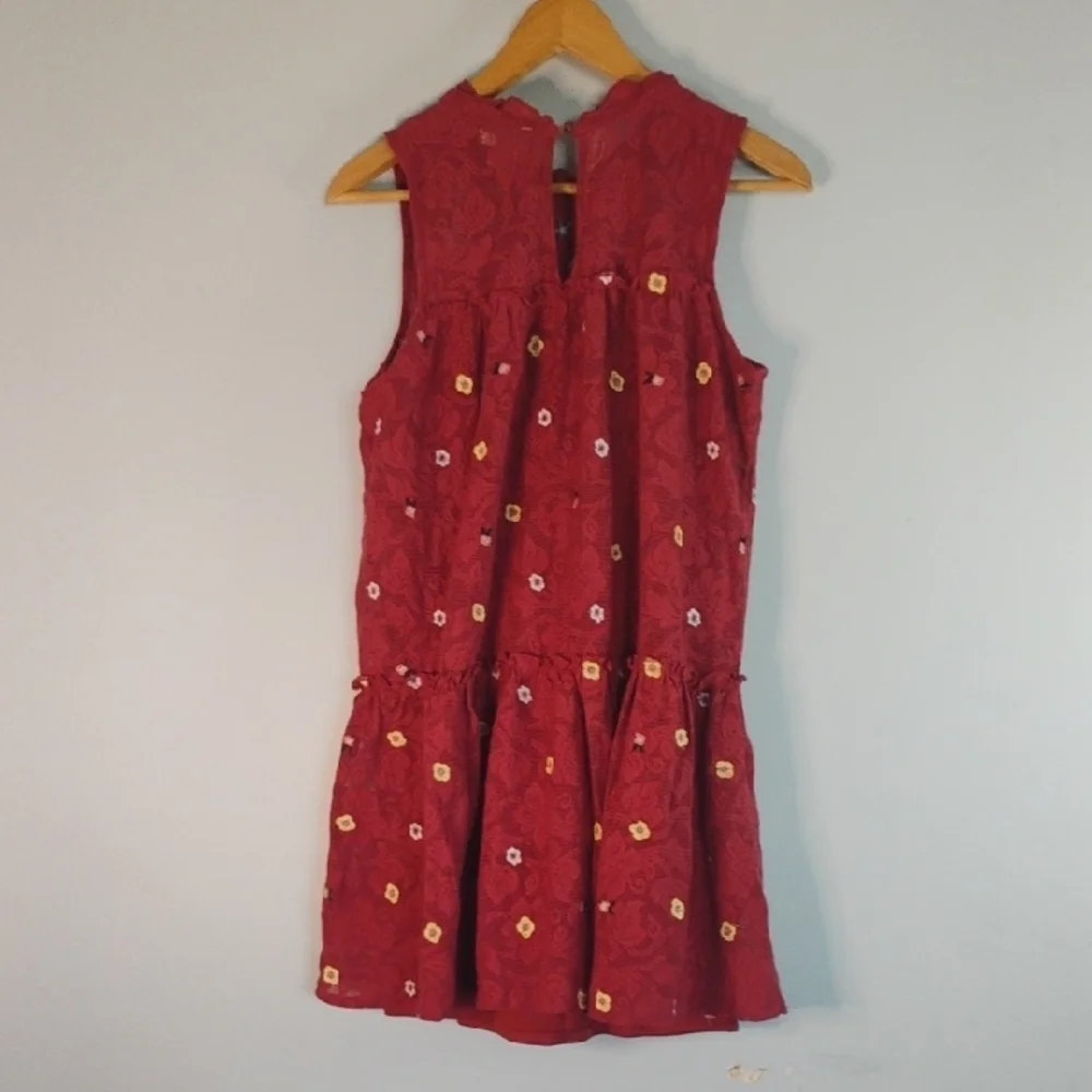 Mi ami Red Sleeveless Ruffled Crew Neck Floral Embroidered Sleeveless Sundress S